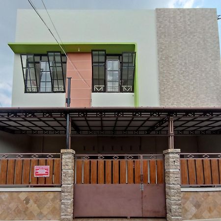 Hotel Reddoorz At Syariah House Purwokerto Zewnętrze zdjęcie