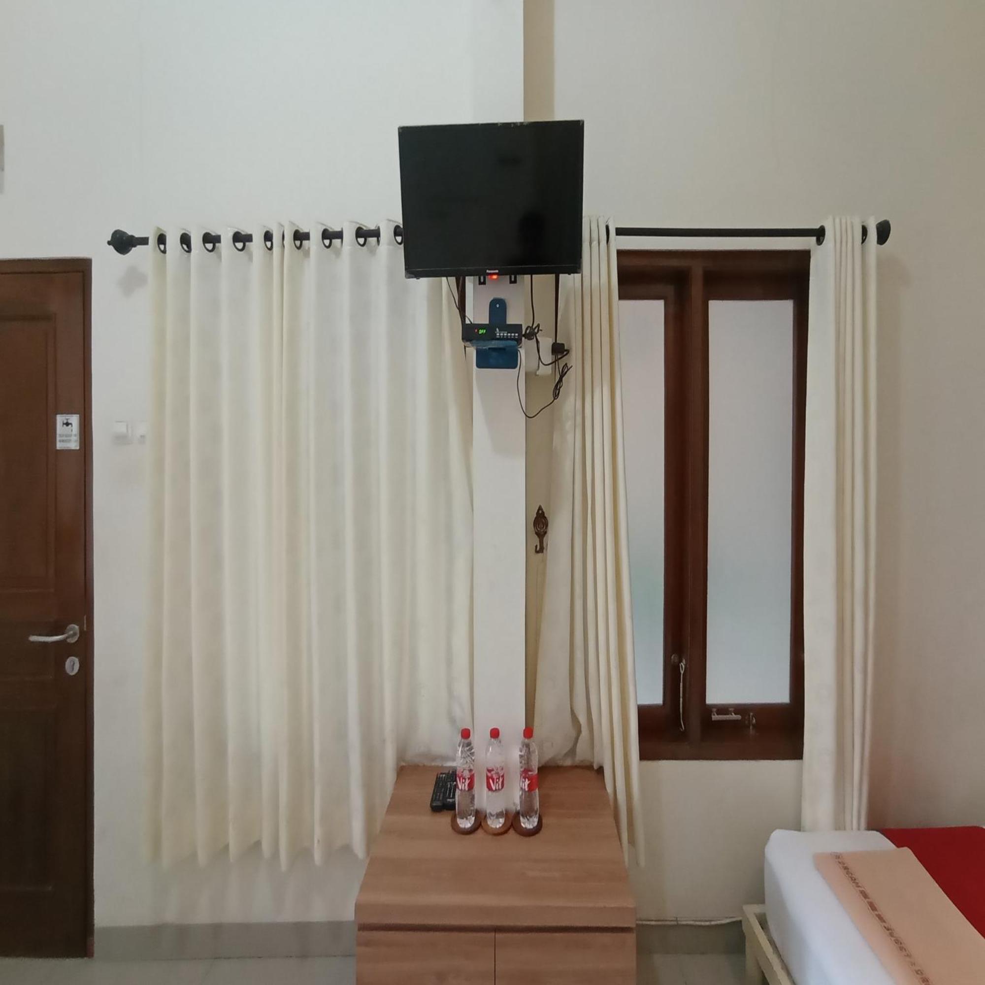 Hotel Reddoorz At Syariah House Purwokerto Zewnętrze zdjęcie