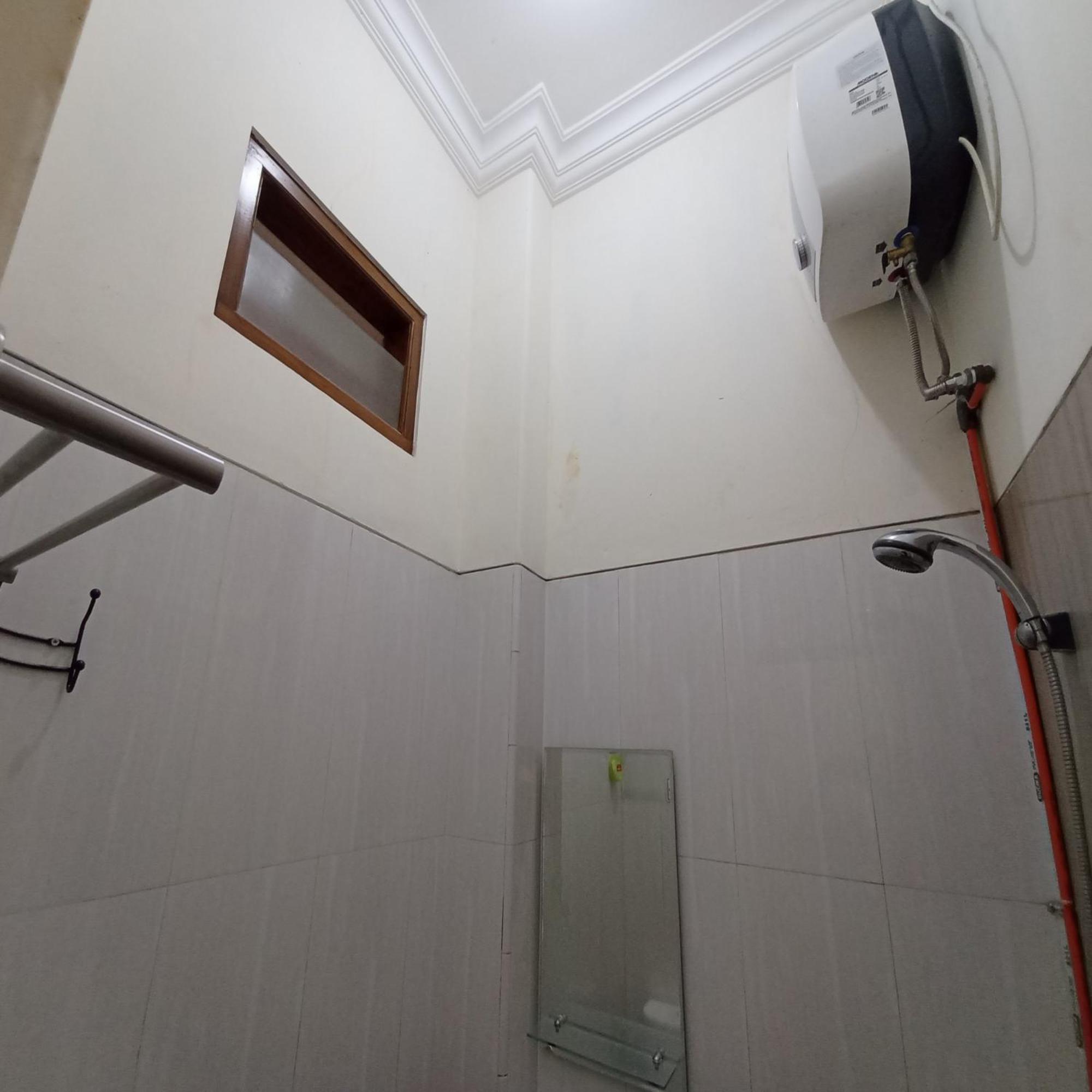 Hotel Reddoorz At Syariah House Purwokerto Zewnętrze zdjęcie